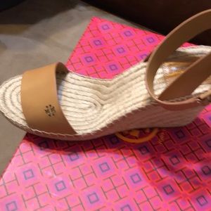 Wedge espadrille